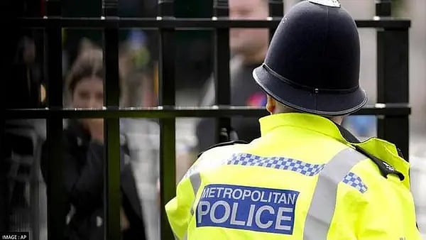 AP : UK Police arrests accused teenager.(Representational image) |